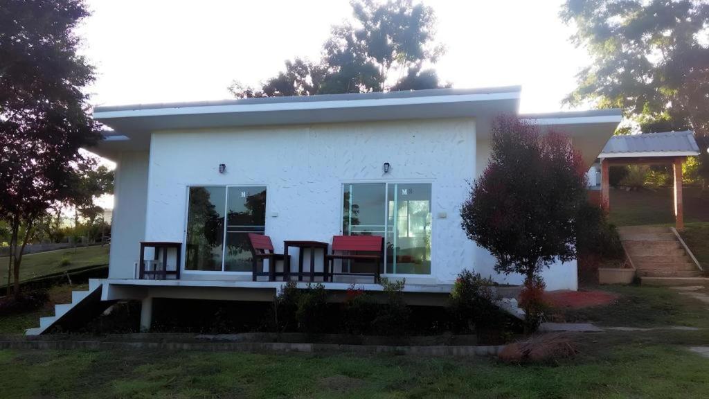 White Rock Resort Pak Chong Екстериор снимка