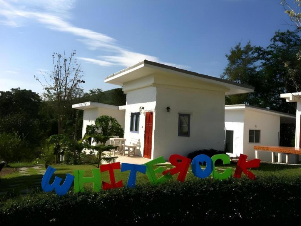 White Rock Resort Pak Chong Екстериор снимка